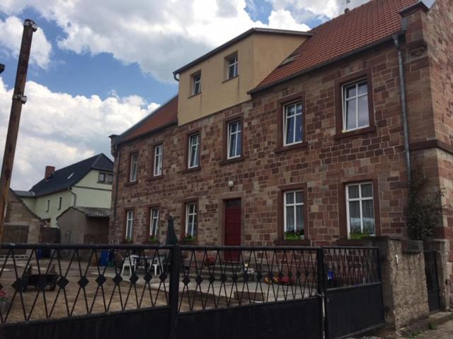 Karsdorf "Alte Schule" Im Burgenlandkreis Apartment ภายนอก รูปภาพ